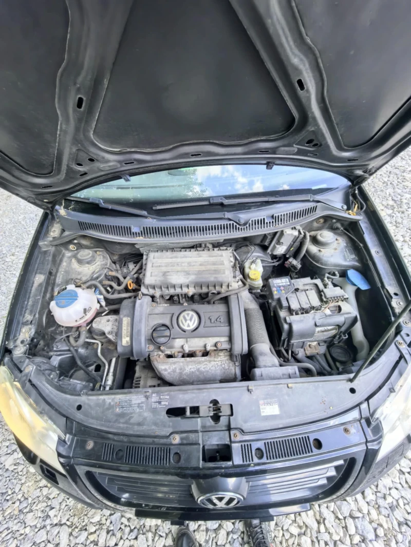 VW Polo, снимка 6 - Автомобили и джипове - 51887005