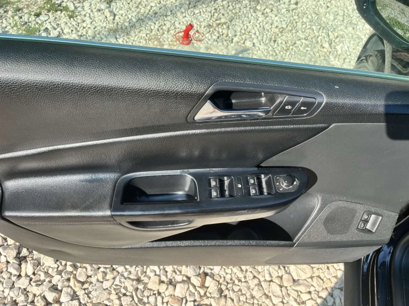 VW Passat 2.0TDi Highline DSG, снимка 11 - Автомобили и джипове - 51269637