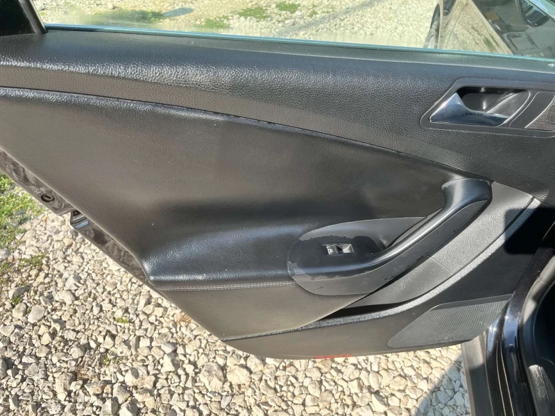 VW Passat 2.0TDi Highline DSG, снимка 8 - Автомобили и джипове - 51269637