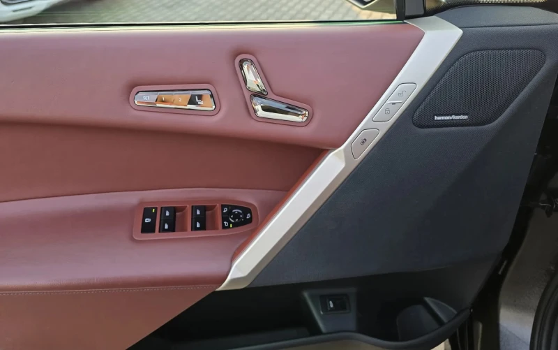 BMW iX xDrive40, снимка 7 - Автомобили и джипове - 52495517