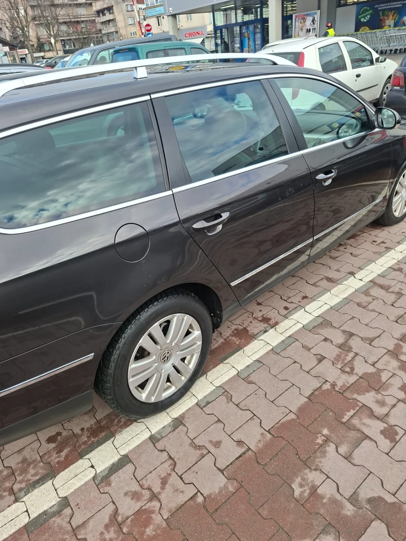 VW Passat, снимка 6 - Автомобили и джипове - 53395638