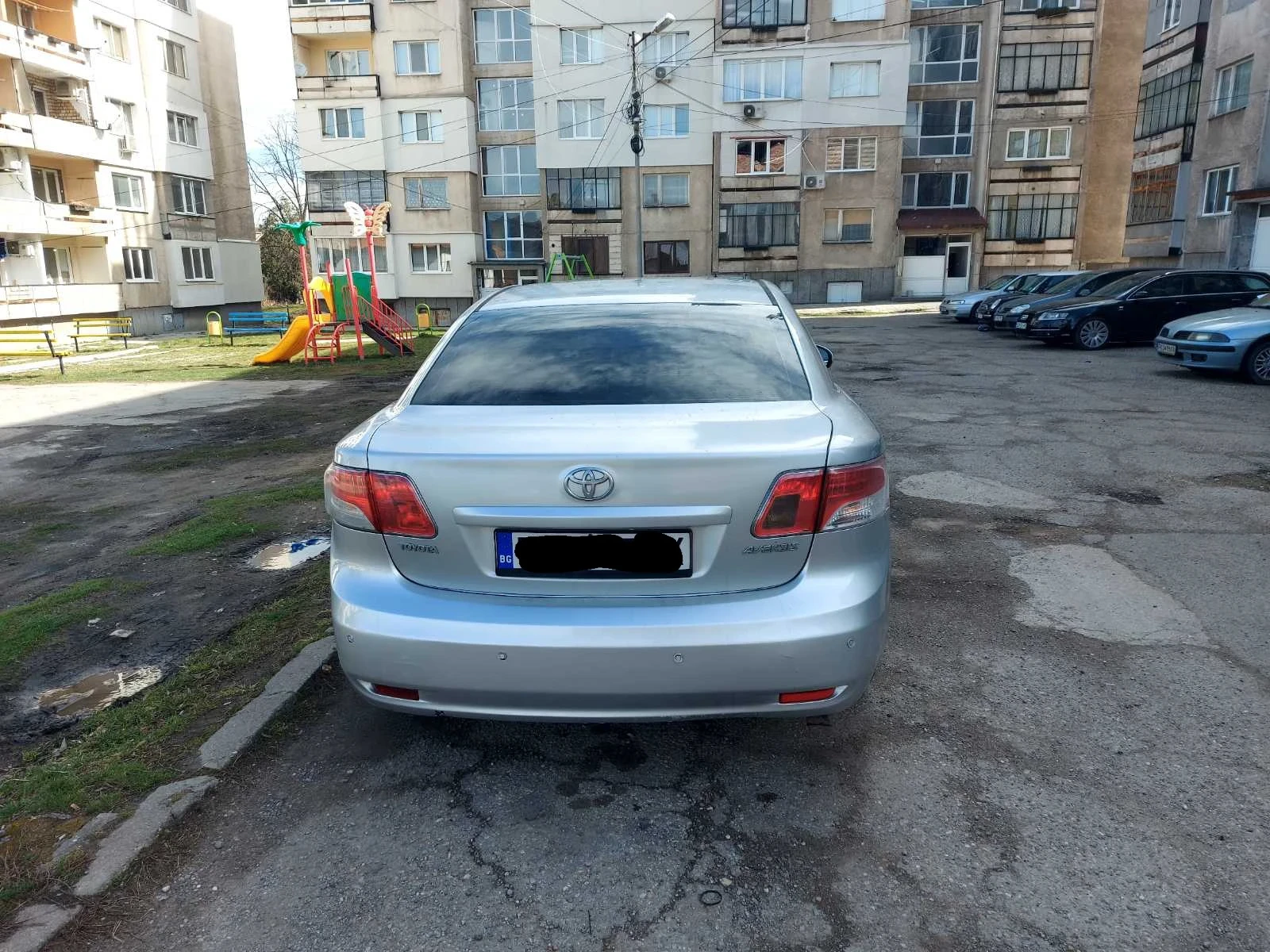 Toyota Avensis  - изображение 5