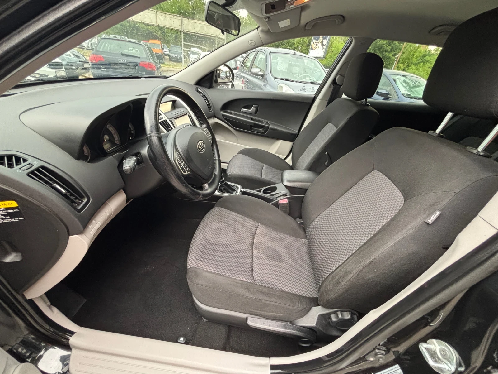 Kia Ceed 1.6 CRDI | Mobile.bg   12