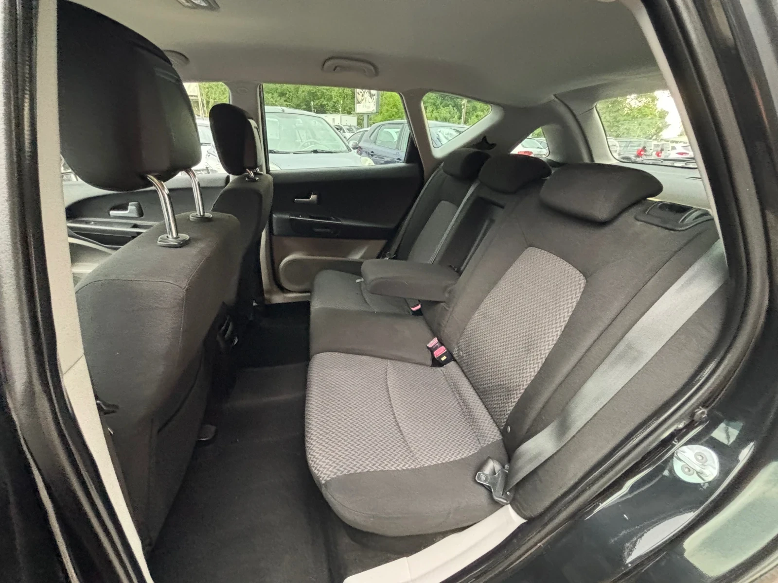 Kia Ceed 1.6 GRDI - изображение 10