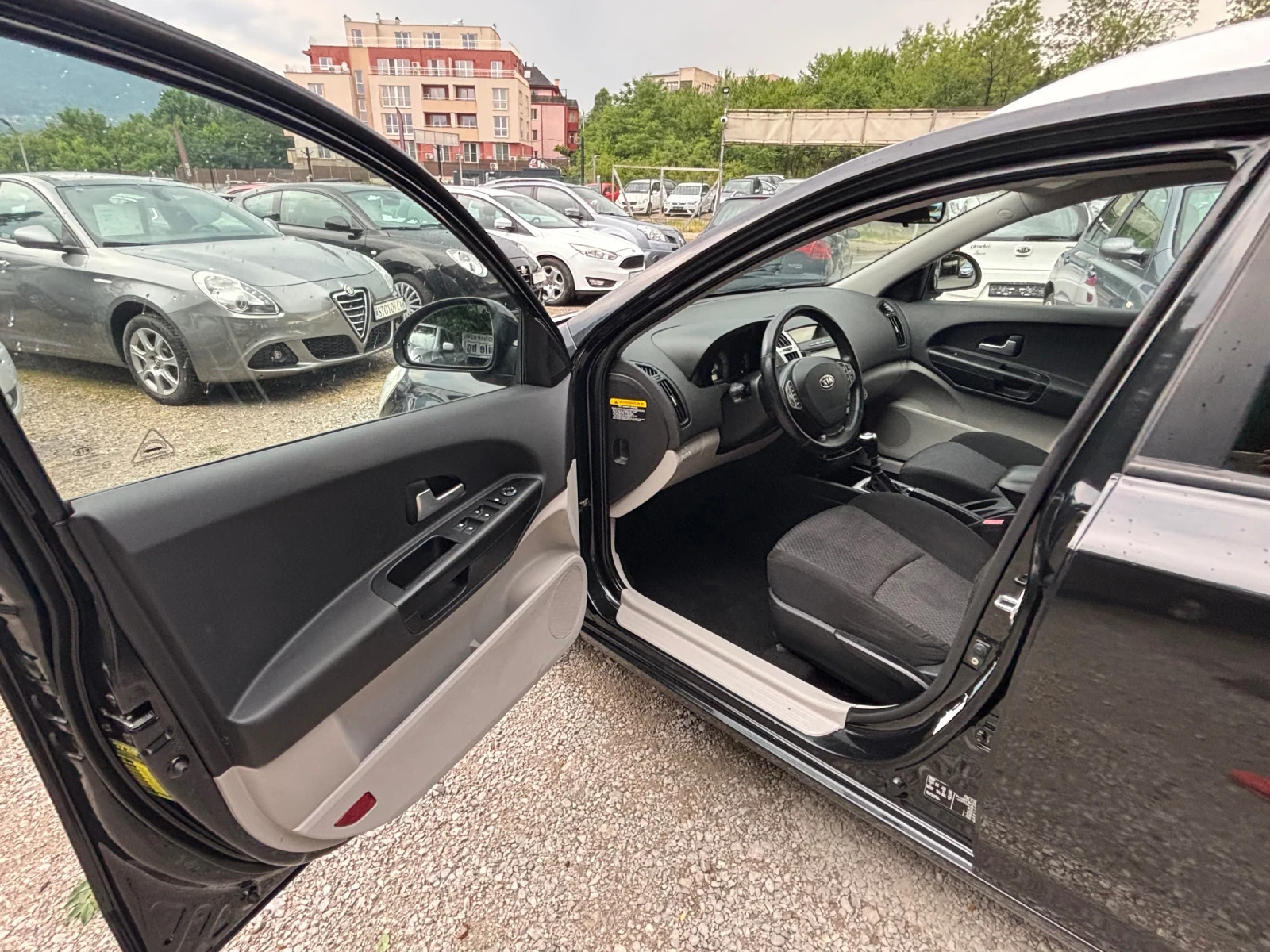 Kia Ceed 1.6 CRDI | Mobile.bg   13