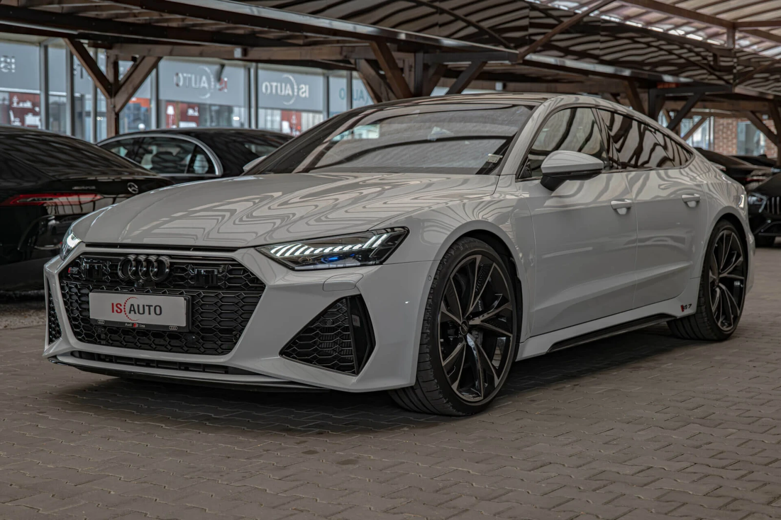 Audi Rs7 4.0TFSI/Sportback/Bang&Olufsen/Камера 360/Обдухван - изображение 2