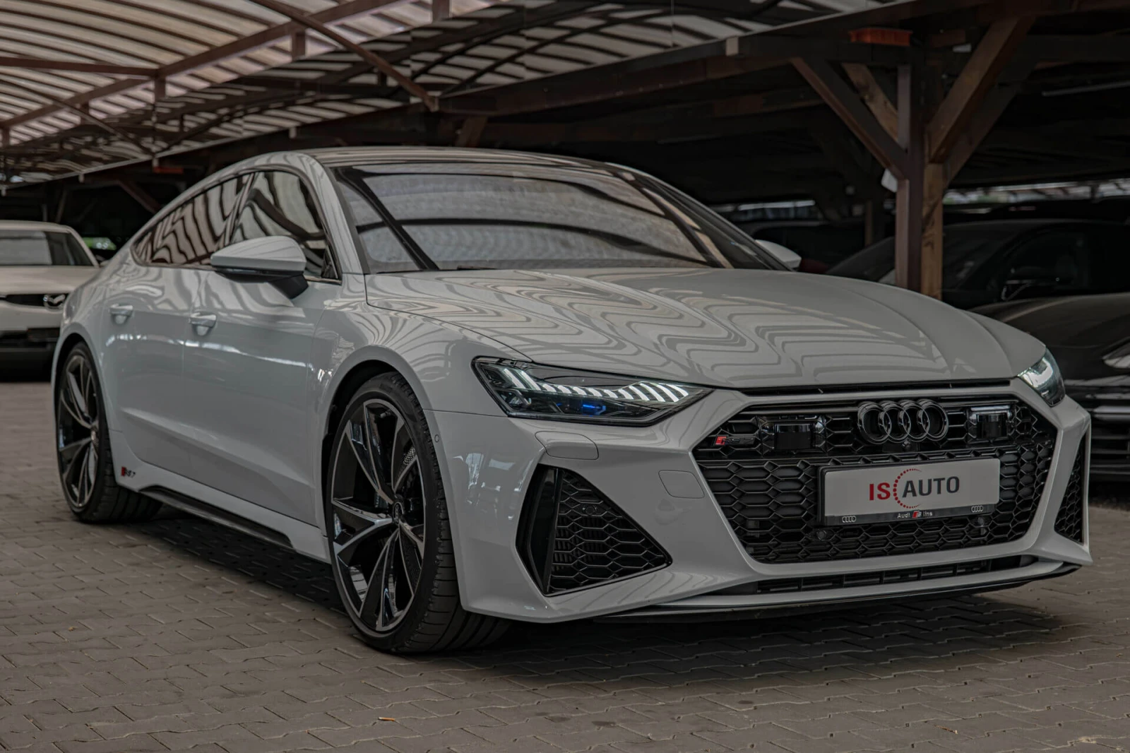 Audi Rs7 4.0TFSI/Sportback/Bang&Olufsen/Камера 360/Обдухван - изображение 3