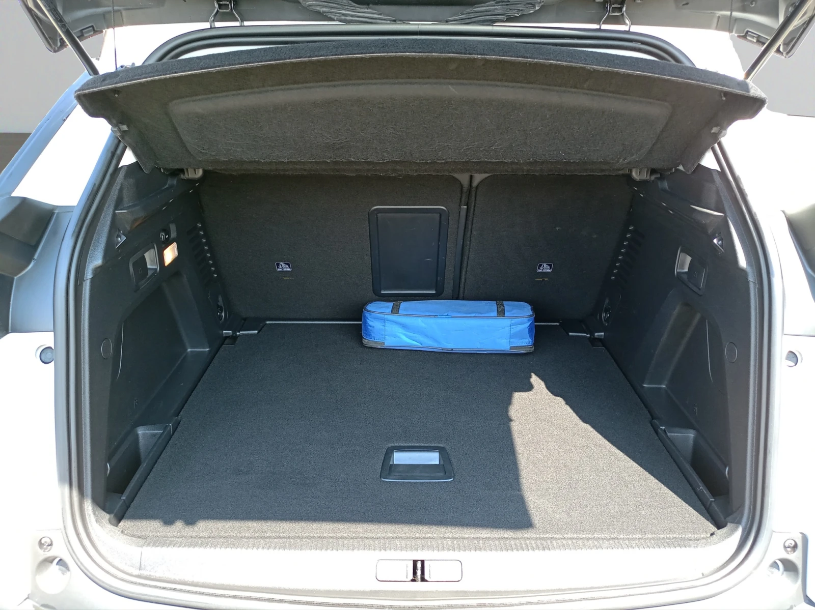 Peugeot 3008 NEW ALLURE 1.5 BlueHDi 130 EAT8 EURO 6 - изображение 9