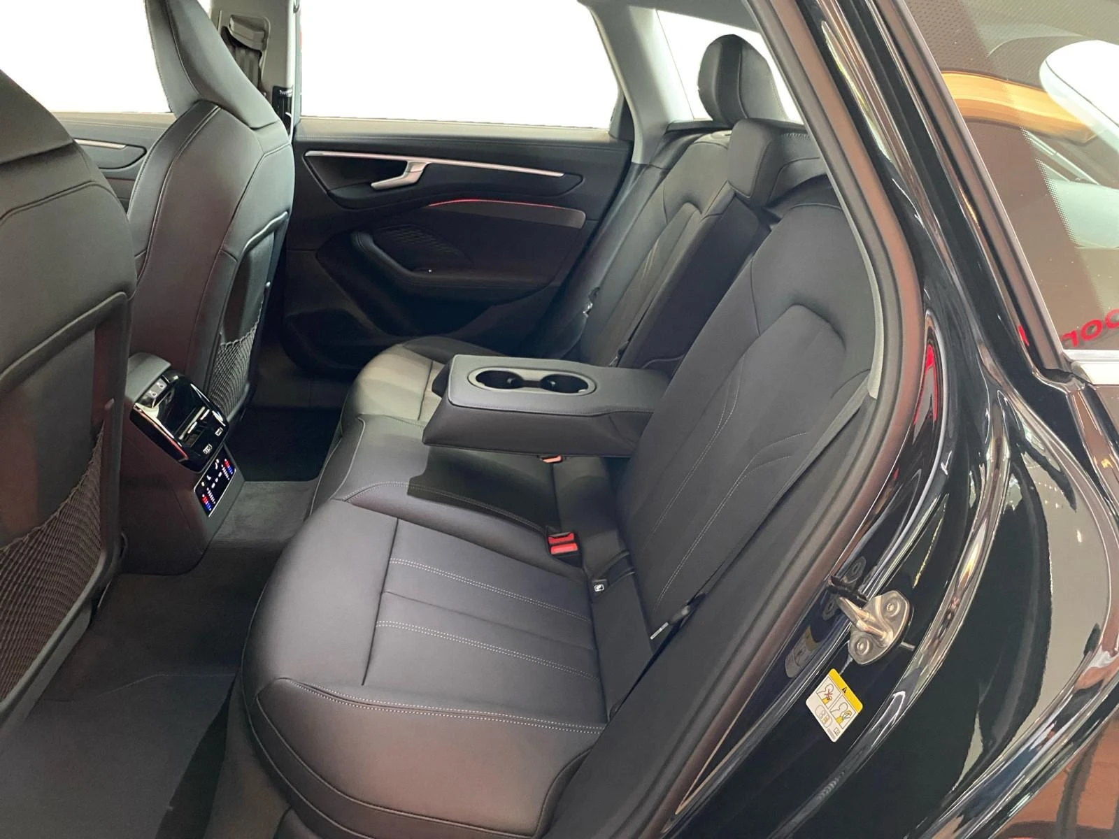 Audi A6 FACELIFT* 40TDI* QUATTRO* LED* DISTR* CARPLAY*  - изображение 9