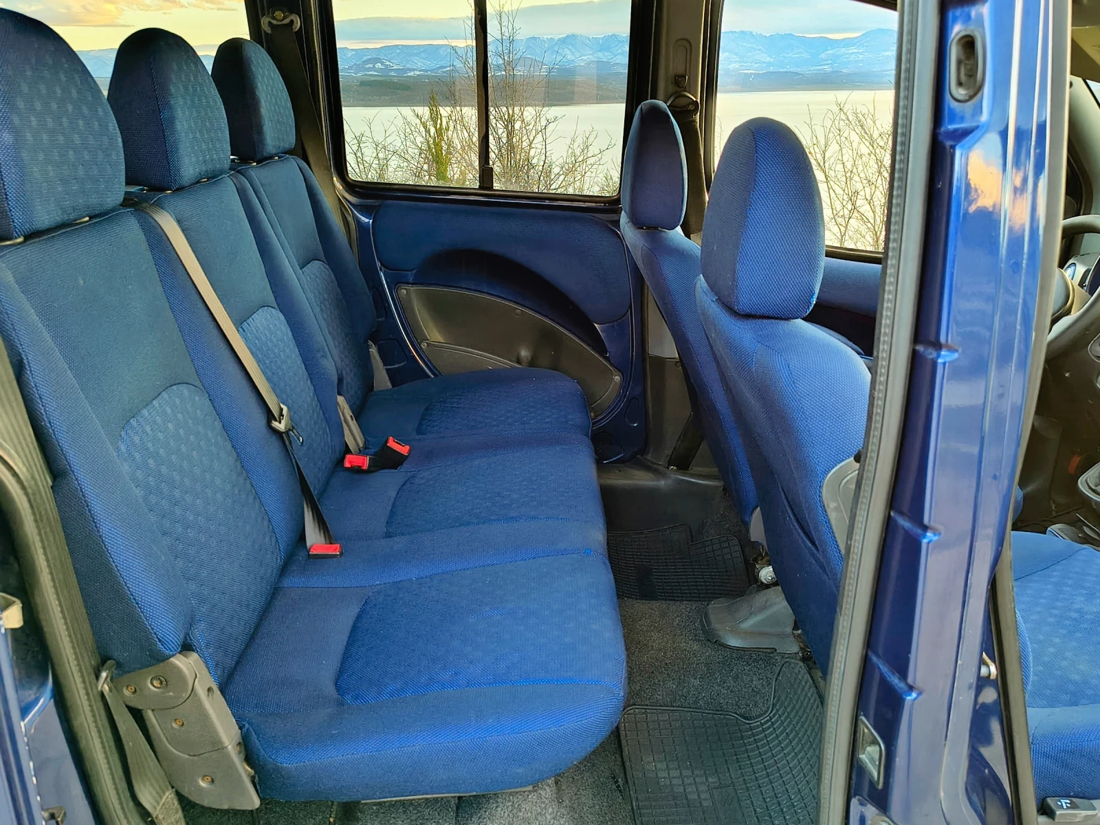 Fiat Doblo 1.9JTD 101�.�. ���������� | Mobile.bg � ����������� 11