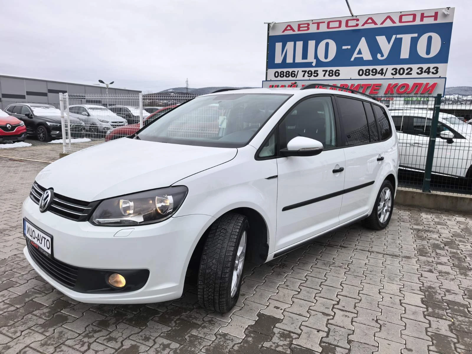 VW Touran Т.D.i-7 МЕСТА, КЛИМАТРОНИК, FACELiFT, ЕВРО 5В - изображение 2