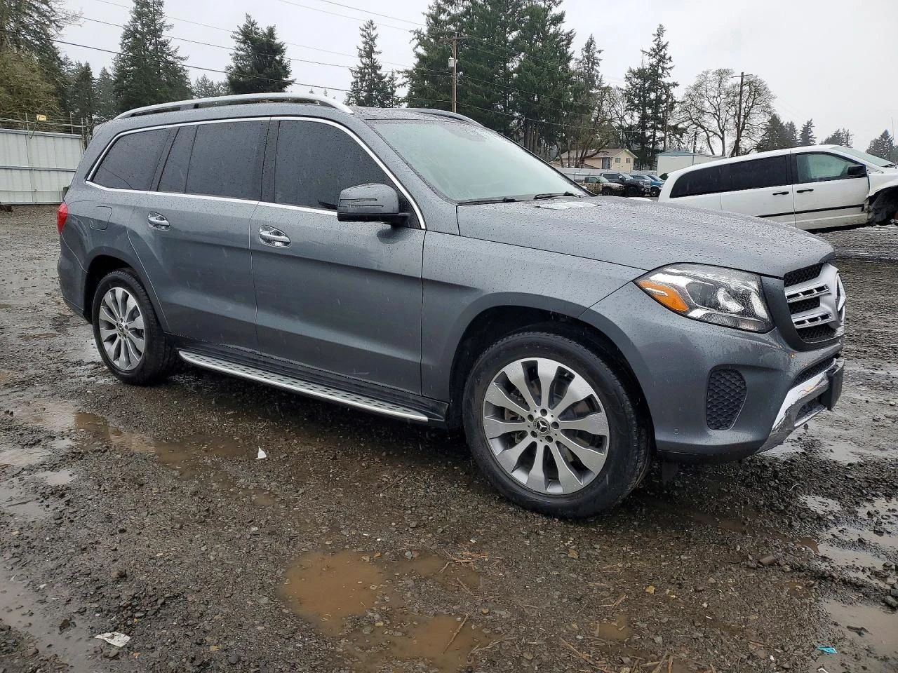 Mercedes-Benz GLS 450 4MATIC/АВТОФИНАНСИРАНЕ ОТ 240 ЕВРО НА МЕСЕЦ - изображение 4