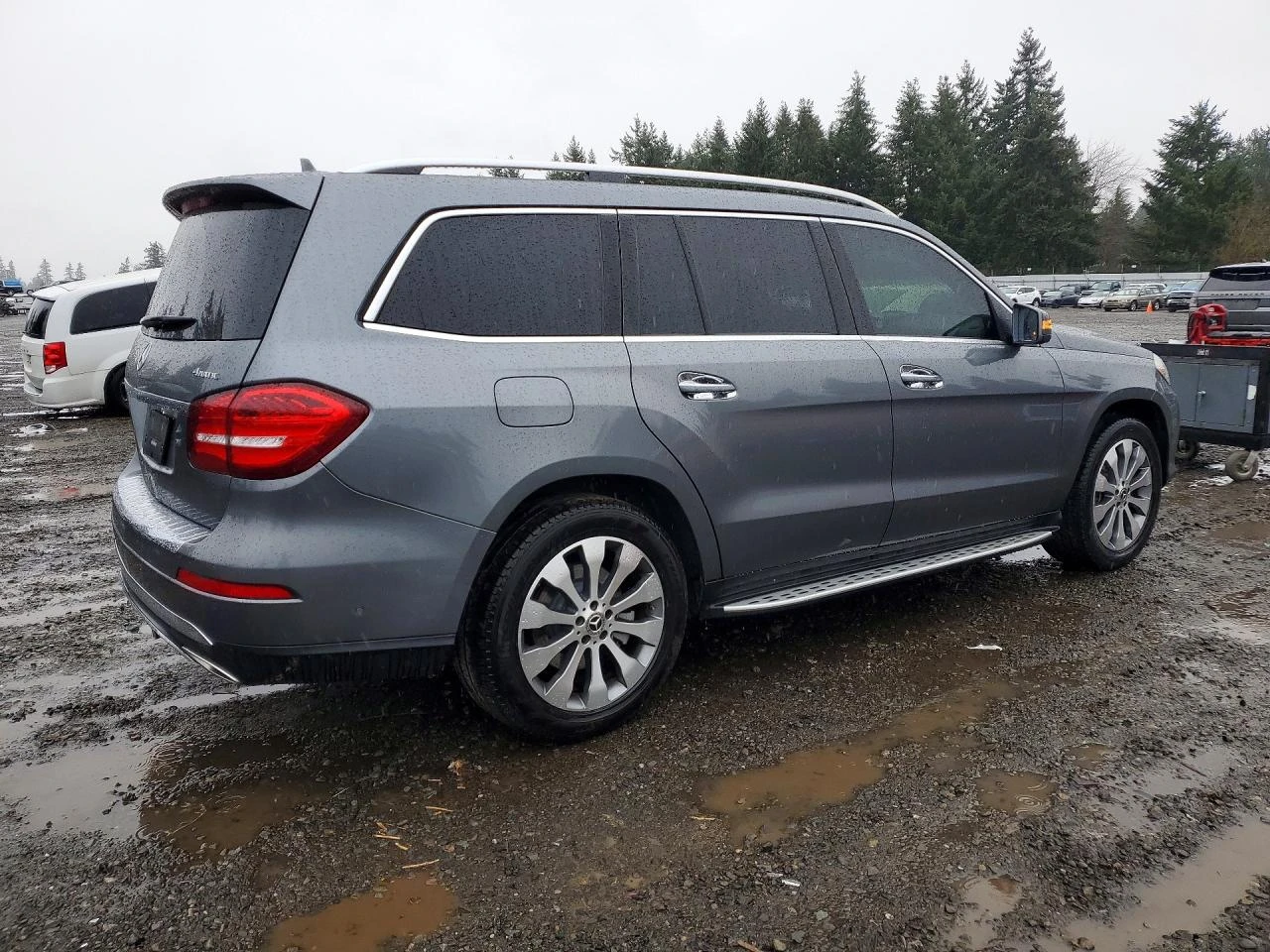 Mercedes-Benz GLS 450 4MATIC/АВТОФИНАНСИРАНЕ ОТ 240 ЕВРО НА МЕСЕЦ - изображение 3