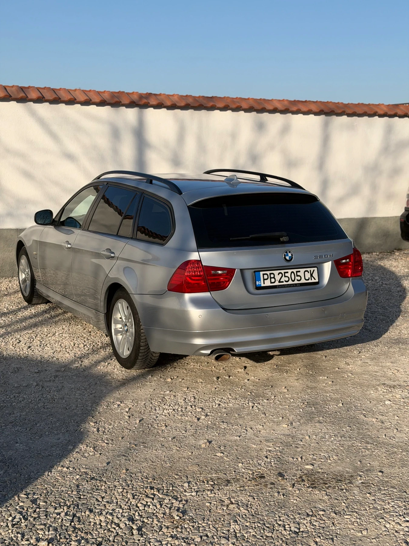 BMW 320 Топ състояние, снимка 7 - Автомобили и джипове - 53831074