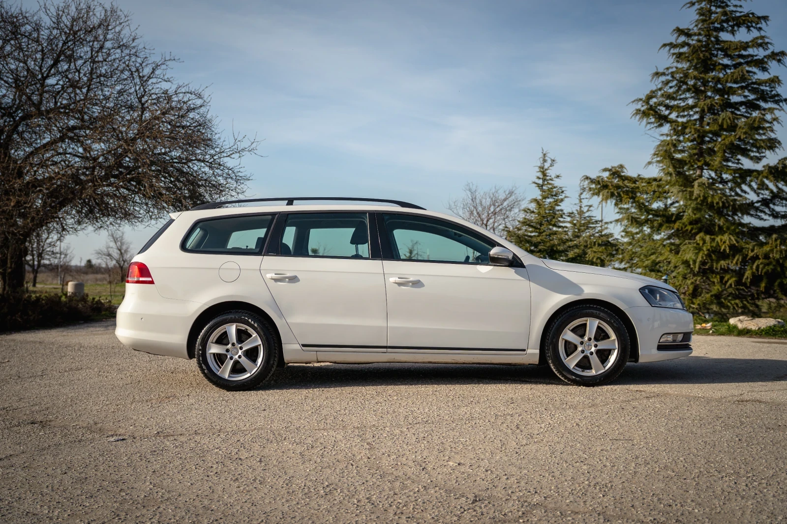 VW Passat, снимка 5 - Автомобили и джипове - 53851607