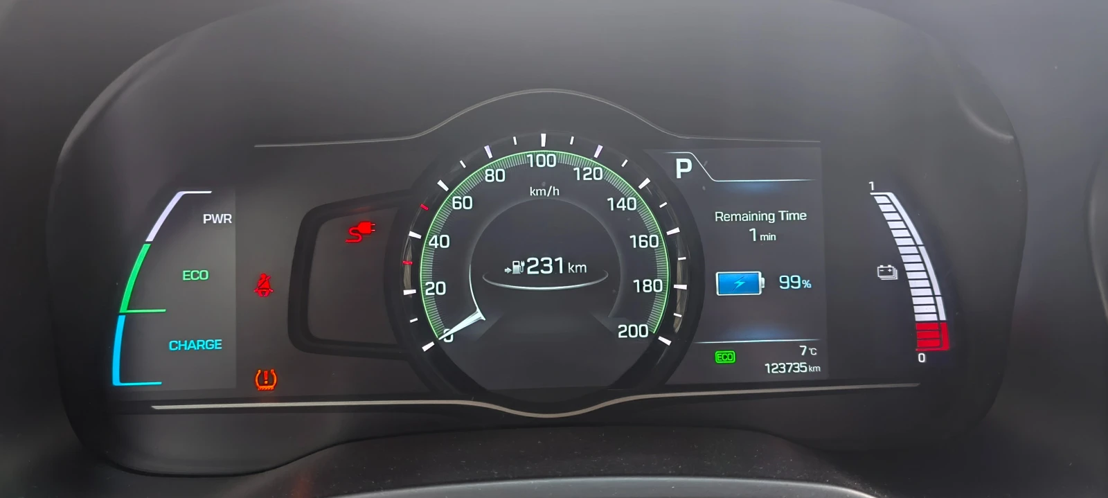 Hyundai Ioniq, снимка 14 - Автомобили и джипове - 54160236