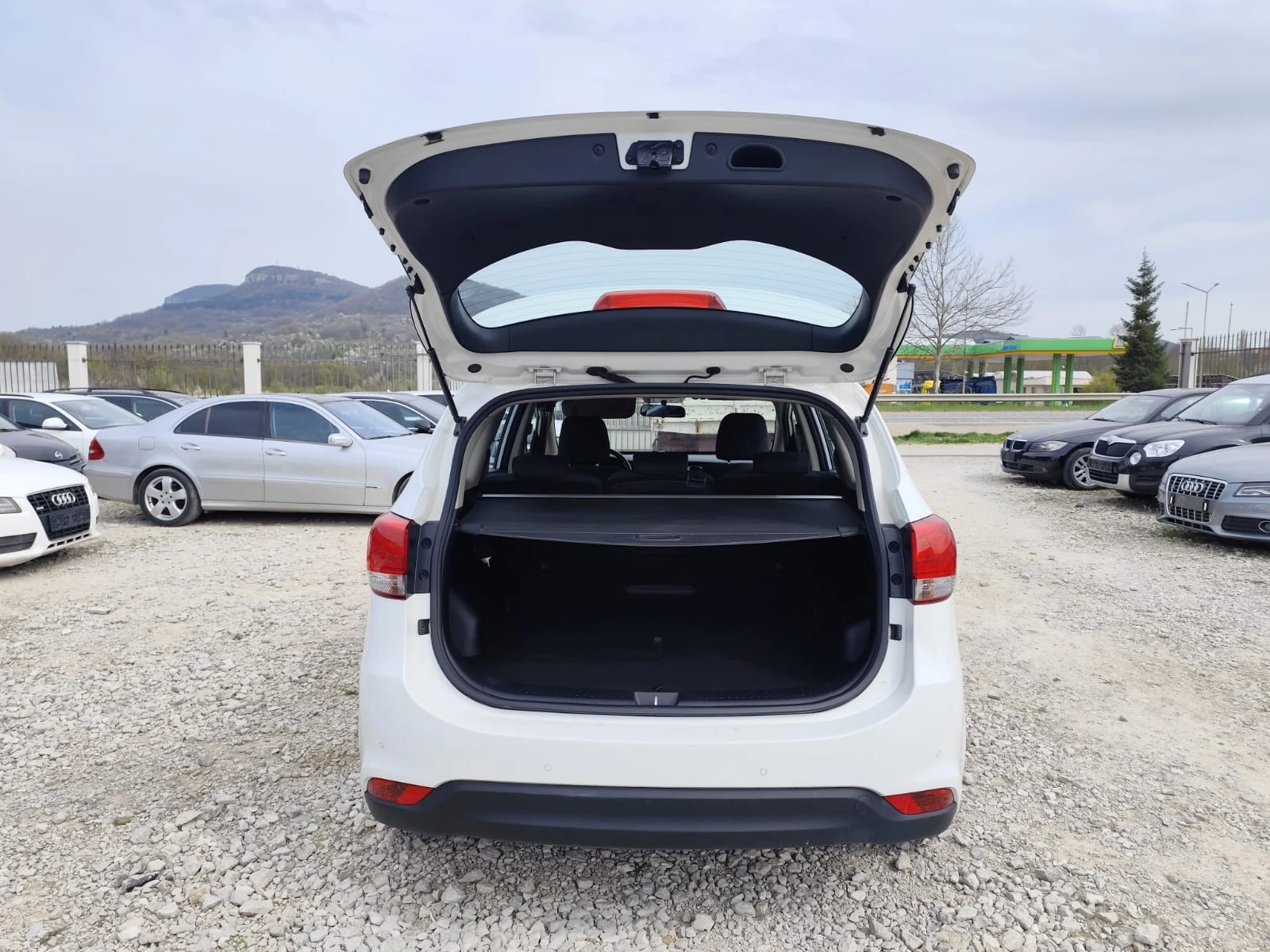 Kia Carens 1.7 ����� ������ | Mobile.bg � ����������� 7