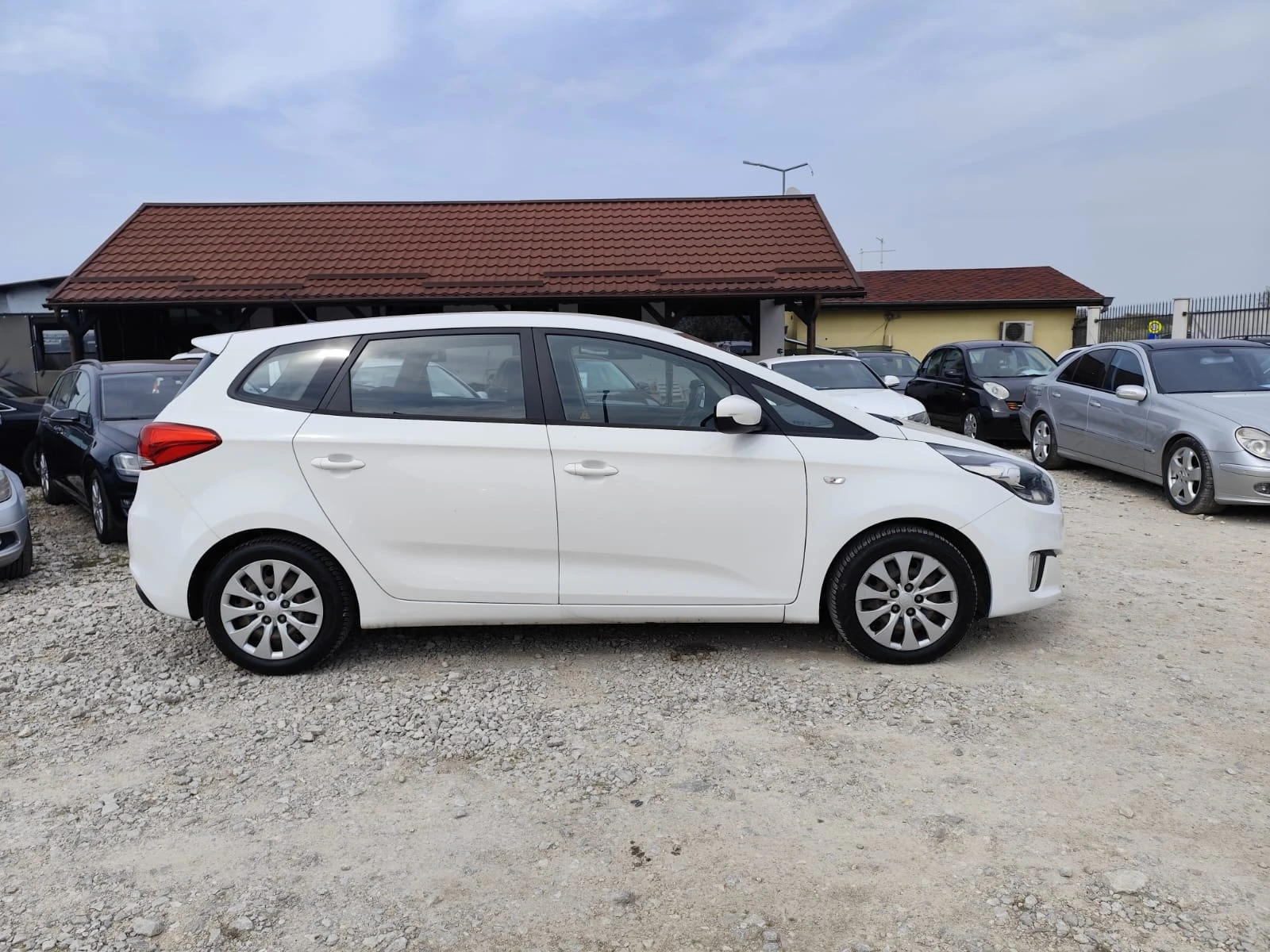 Kia Carens 1.7 ����� ������ | Mobile.bg � ����������� 4
