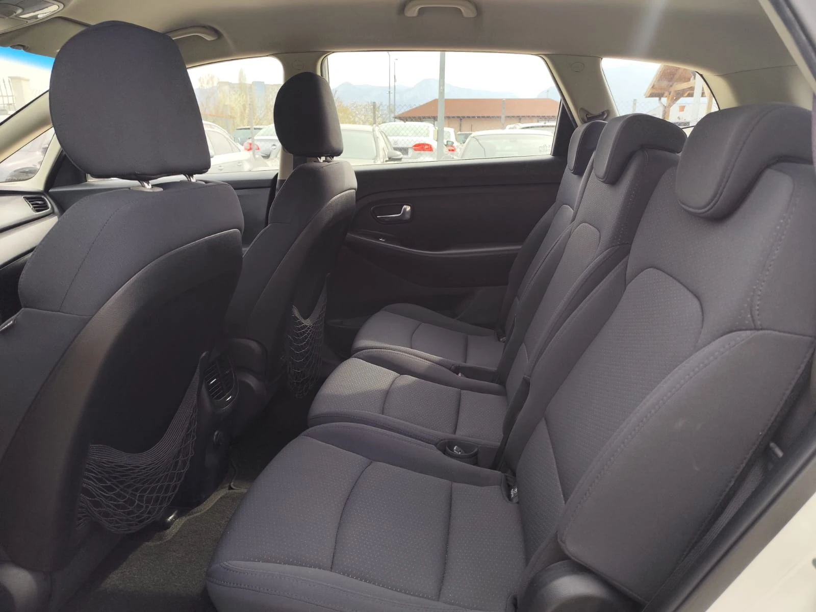 Kia Carens 1.7 ����� ������ | Mobile.bg � ����������� 13