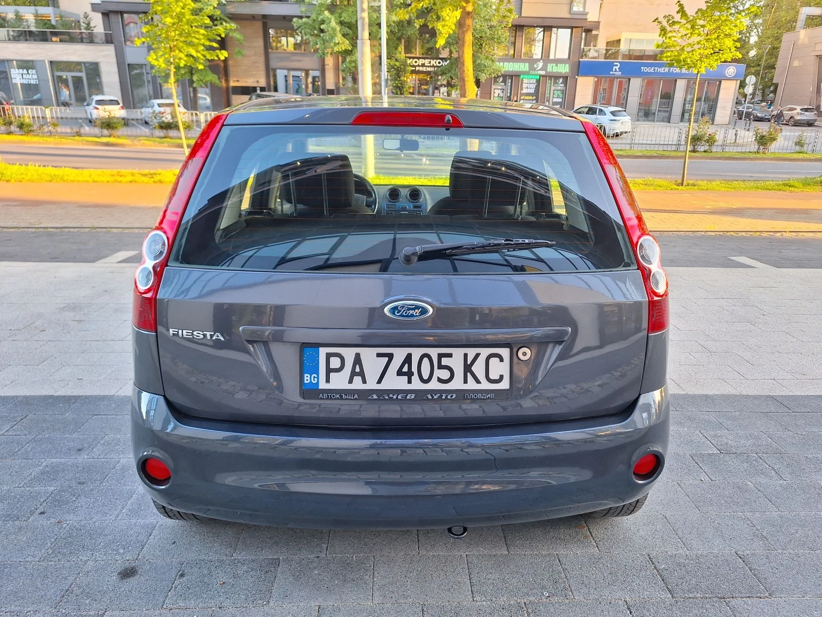 Ford Fiesta 13 бензин , снимка 4 - Автомобили и джипове - 54334084