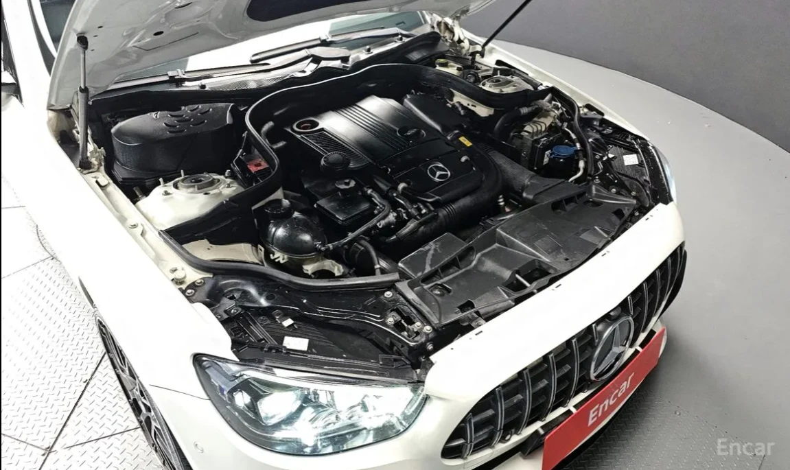 Mercedes-Benz E 200 w213 facelift AMG ПАКЕТ, снимка 15 - Автомобили и джипове - 54681738
