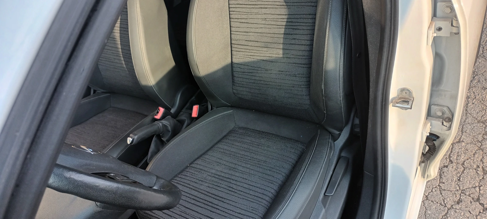 Opel Corsa 1.4i NAVI, снимка 6 - Автомобили и джипове - 54692600