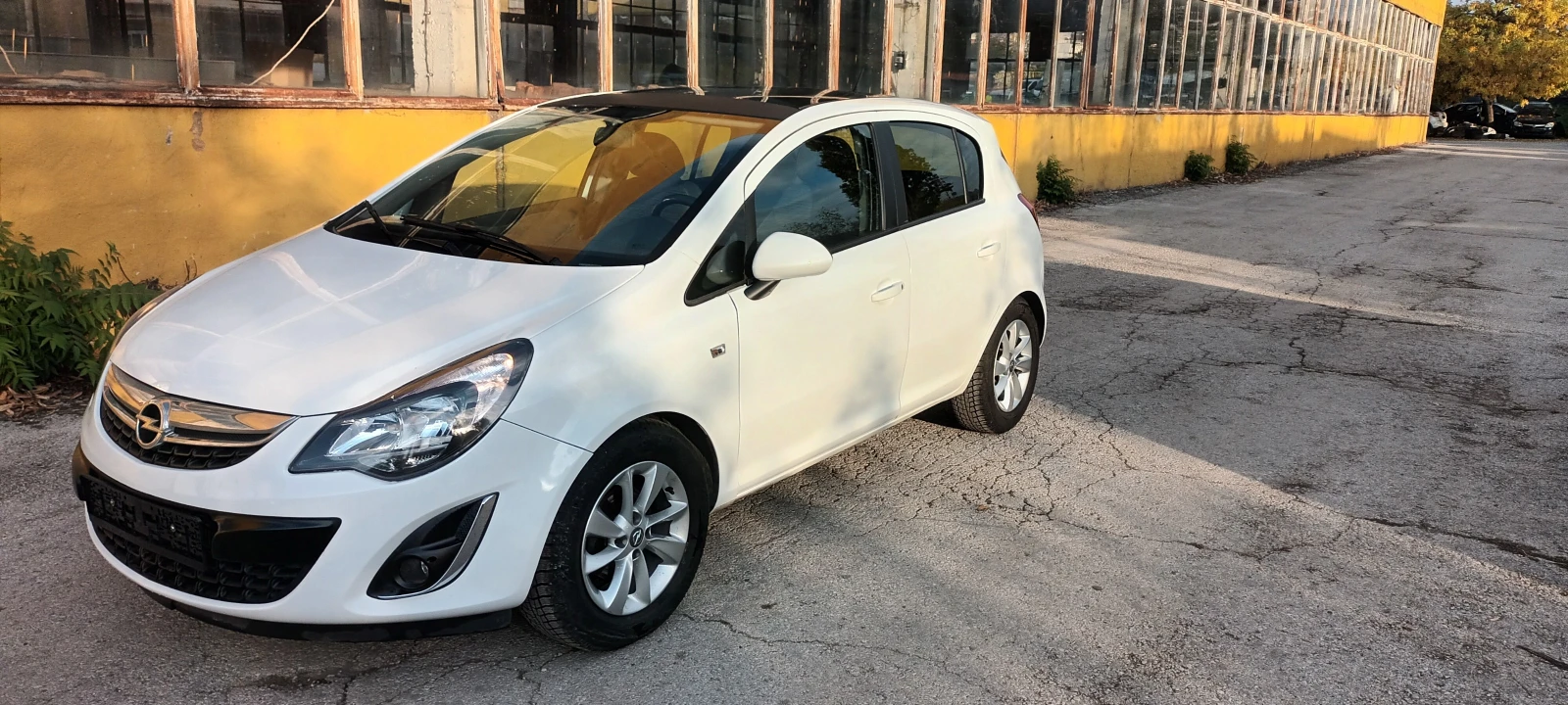Opel Corsa 1.4i NAVI