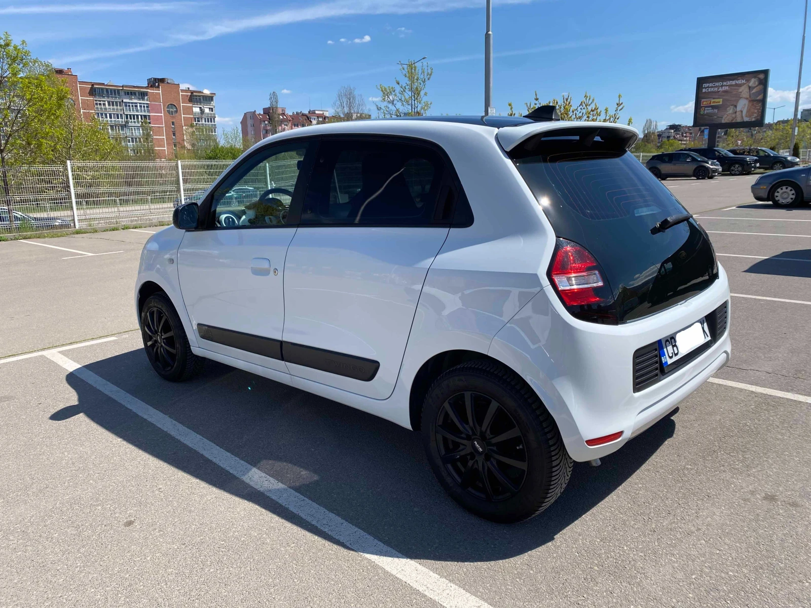 Renault Twingo 1.0 SCe, снимка 9 - Автомобили и джипове - 54756119