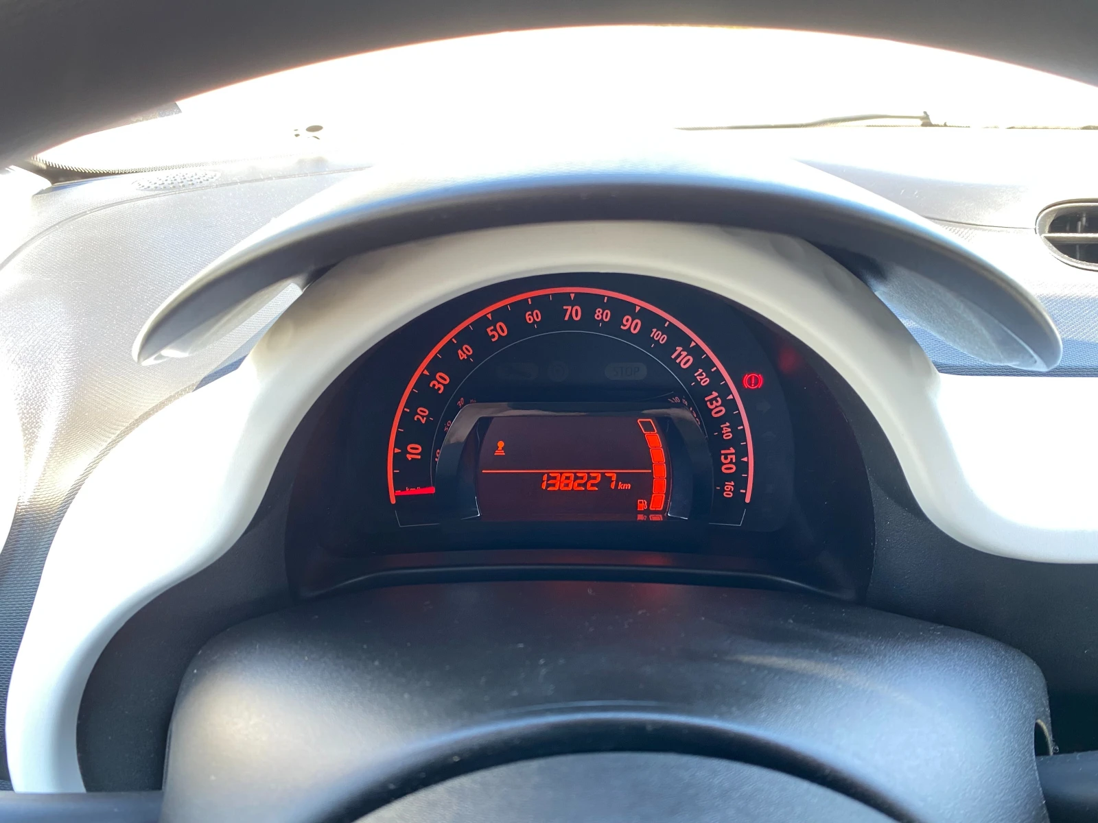 Renault Twingo 1.0 SCe, снимка 15 - Автомобили и джипове - 54756119