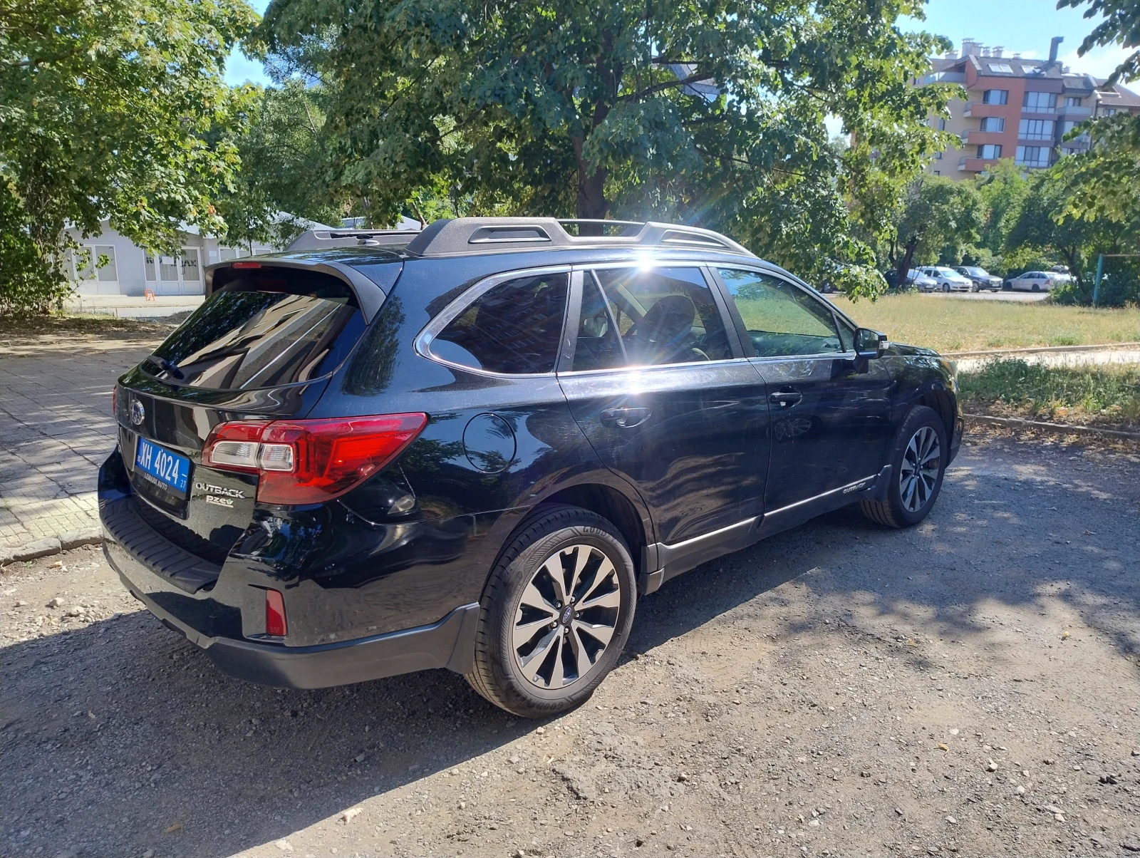 Subaru Outback 2.5 limmited, Кожен салон, снимка 2 - Автомобили и джипове - 55599632