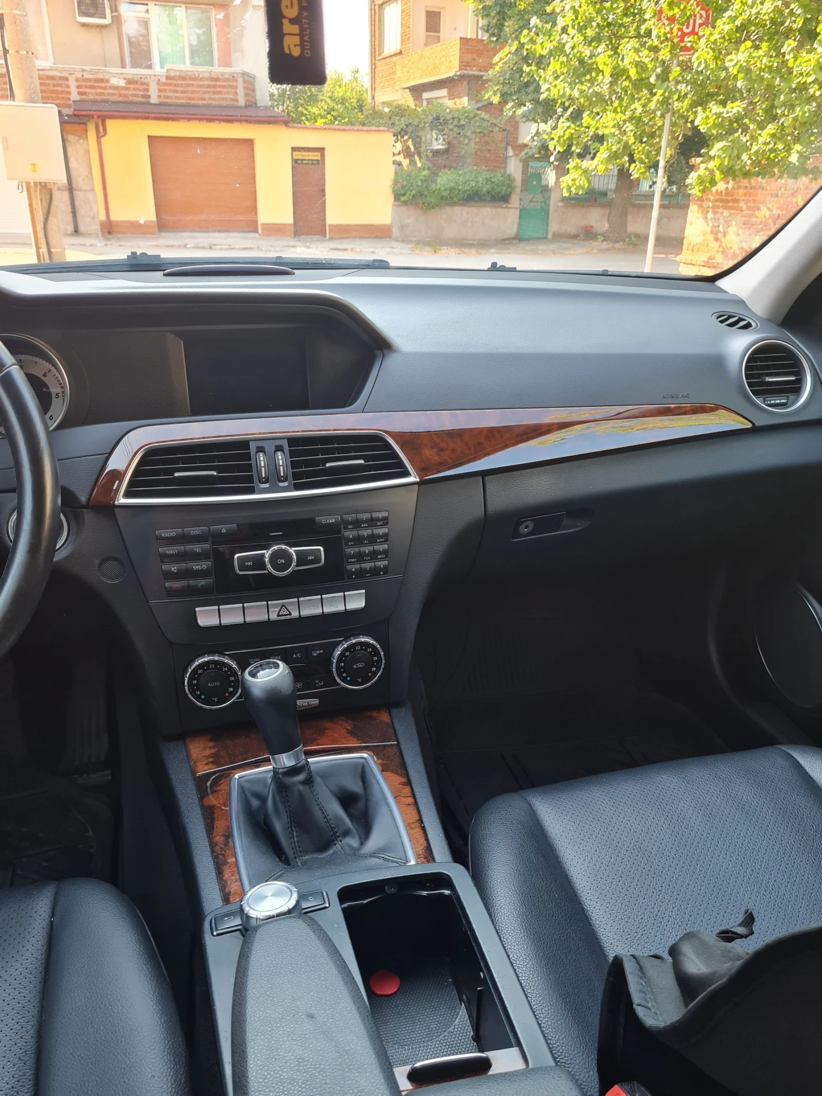 Mercedes-Benz C 200 Elegant, снимка 10 - Автомобили и джипове - 55606440