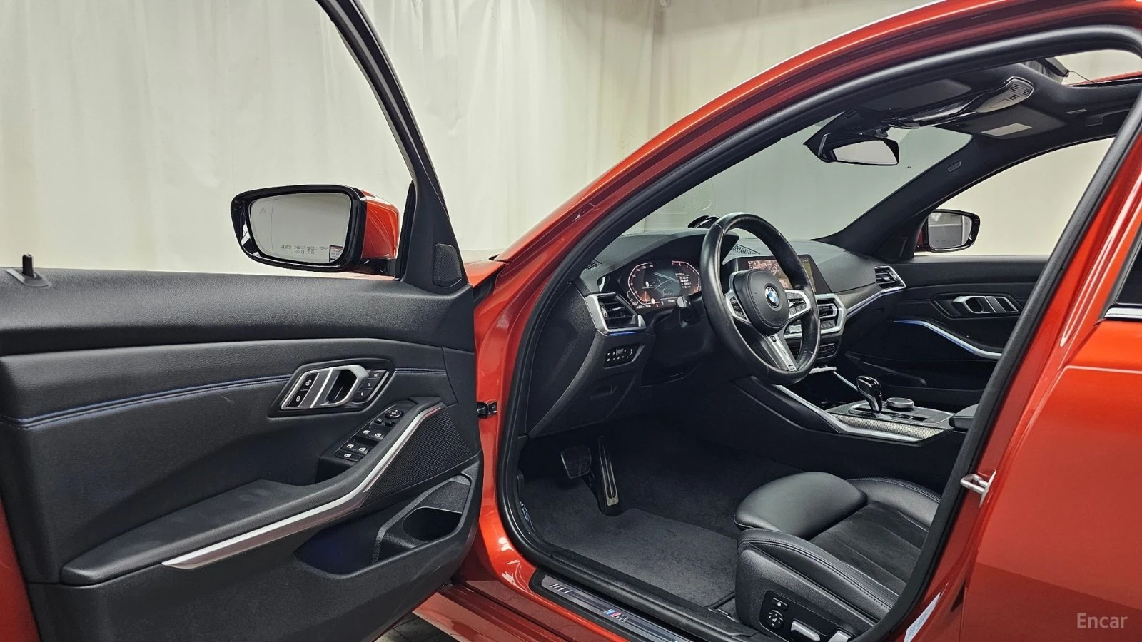 BMW 320 M SPORT* HUD* КОЖА* НАВИ* ПАНО* АВТОКРЕДИТ, снимка 9 - Автомобили и джипове - 55651361