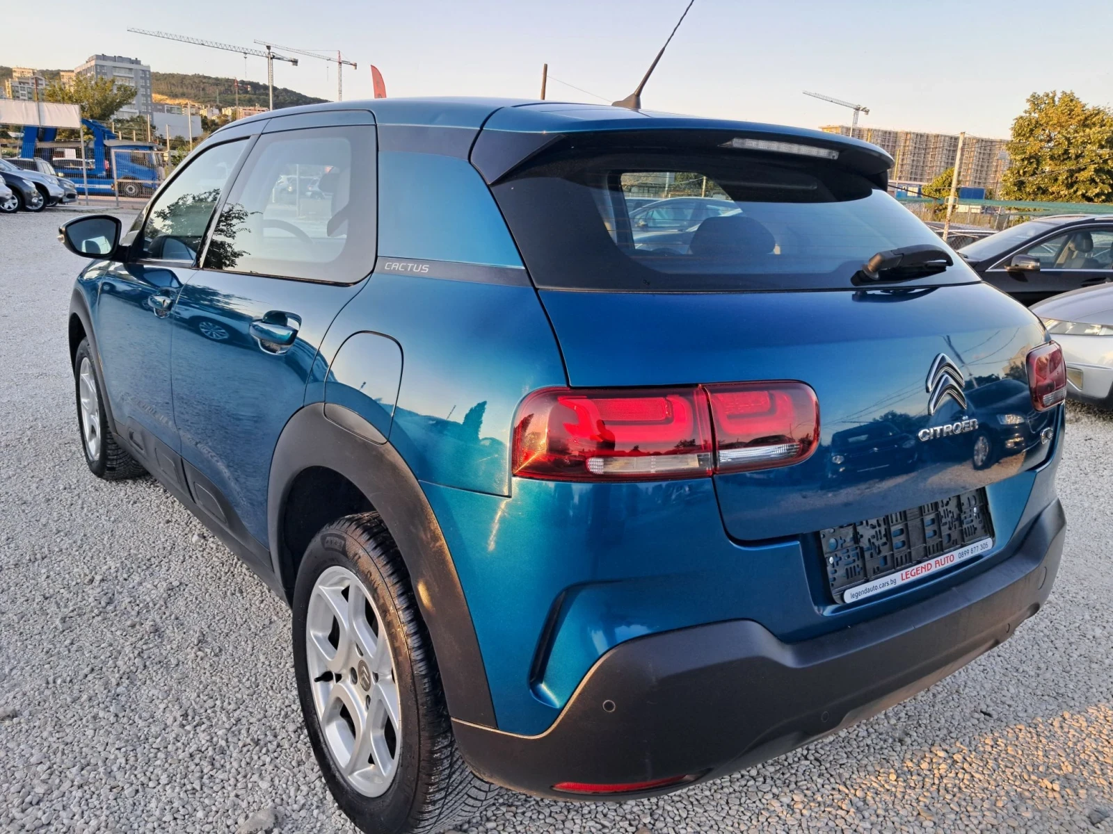 Citroen C4 Cactus 1.2i АВТОМАТИК 123000КМ НАВИГАЦИЯ, снимка 8 - Автомобили и джипове - 55673025