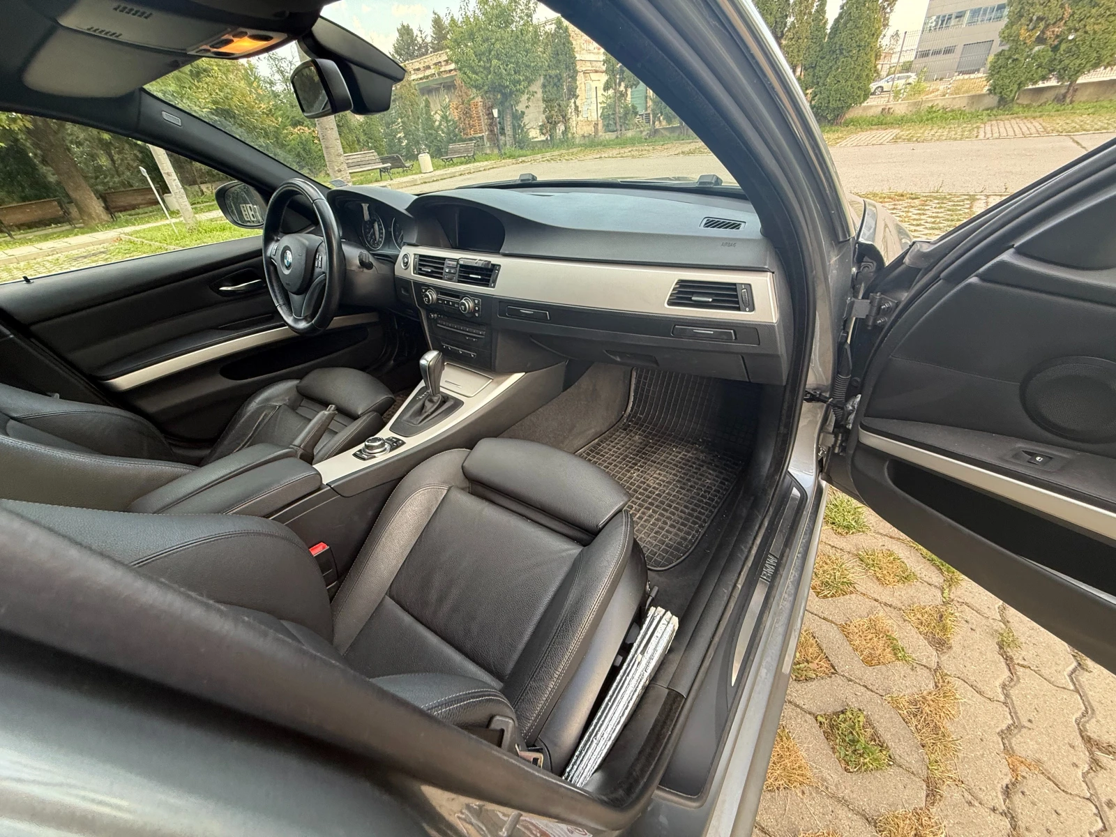BMW 330 Xdrive, снимка 8 - Автомобили и джипове - 55692069