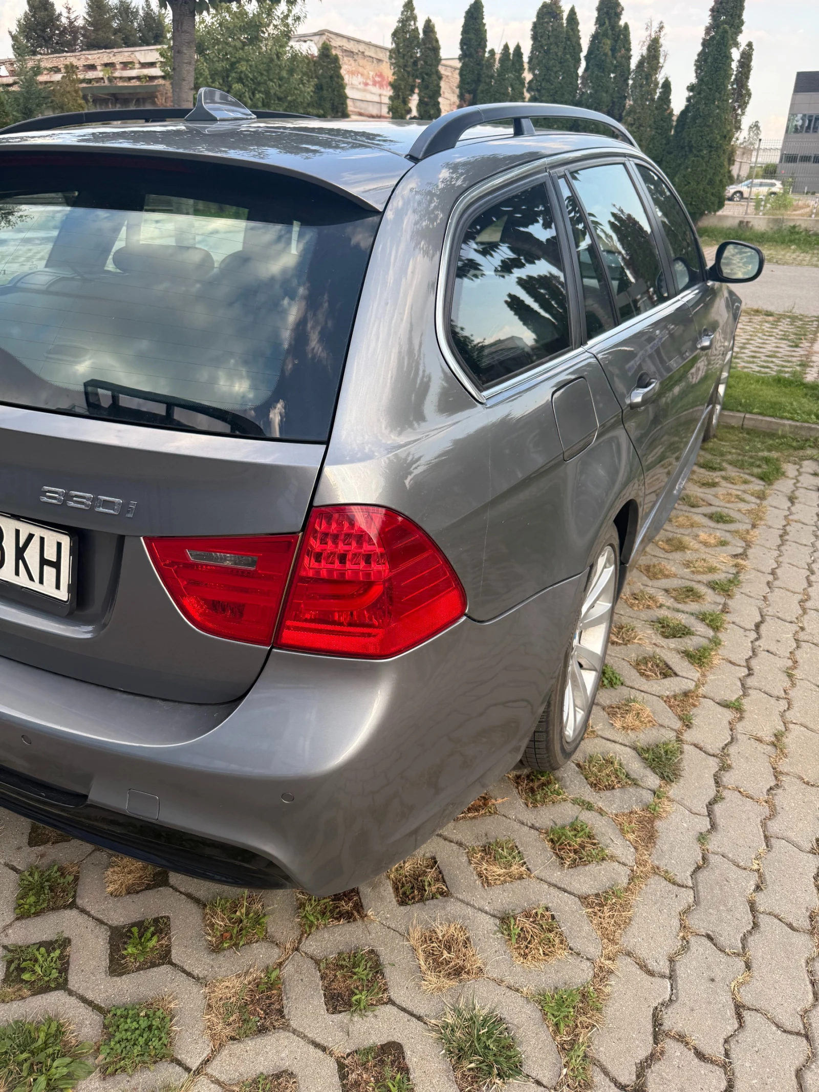 BMW 330 Xdrive, снимка 6 - Автомобили и джипове - 55692069