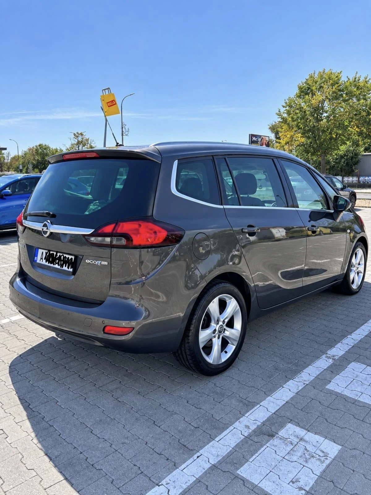 Opel Zafira Opel Zafira Tourer-газ/метан, снимка 2 - Автомобили и джипове - 56156101