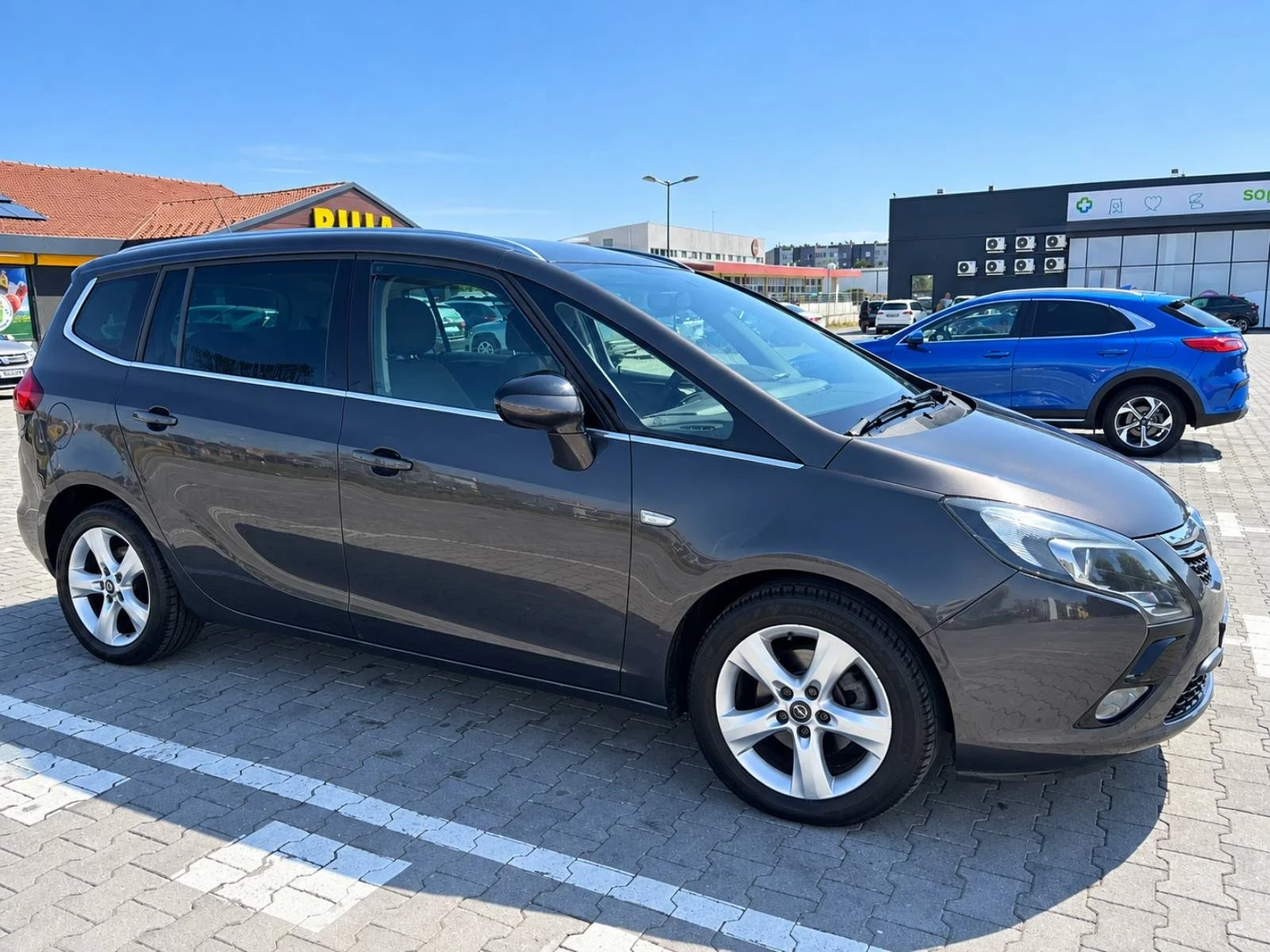 Opel Zafira Opel Zafira Tourer-газ/метан, снимка 3 - Автомобили и джипове - 56156101