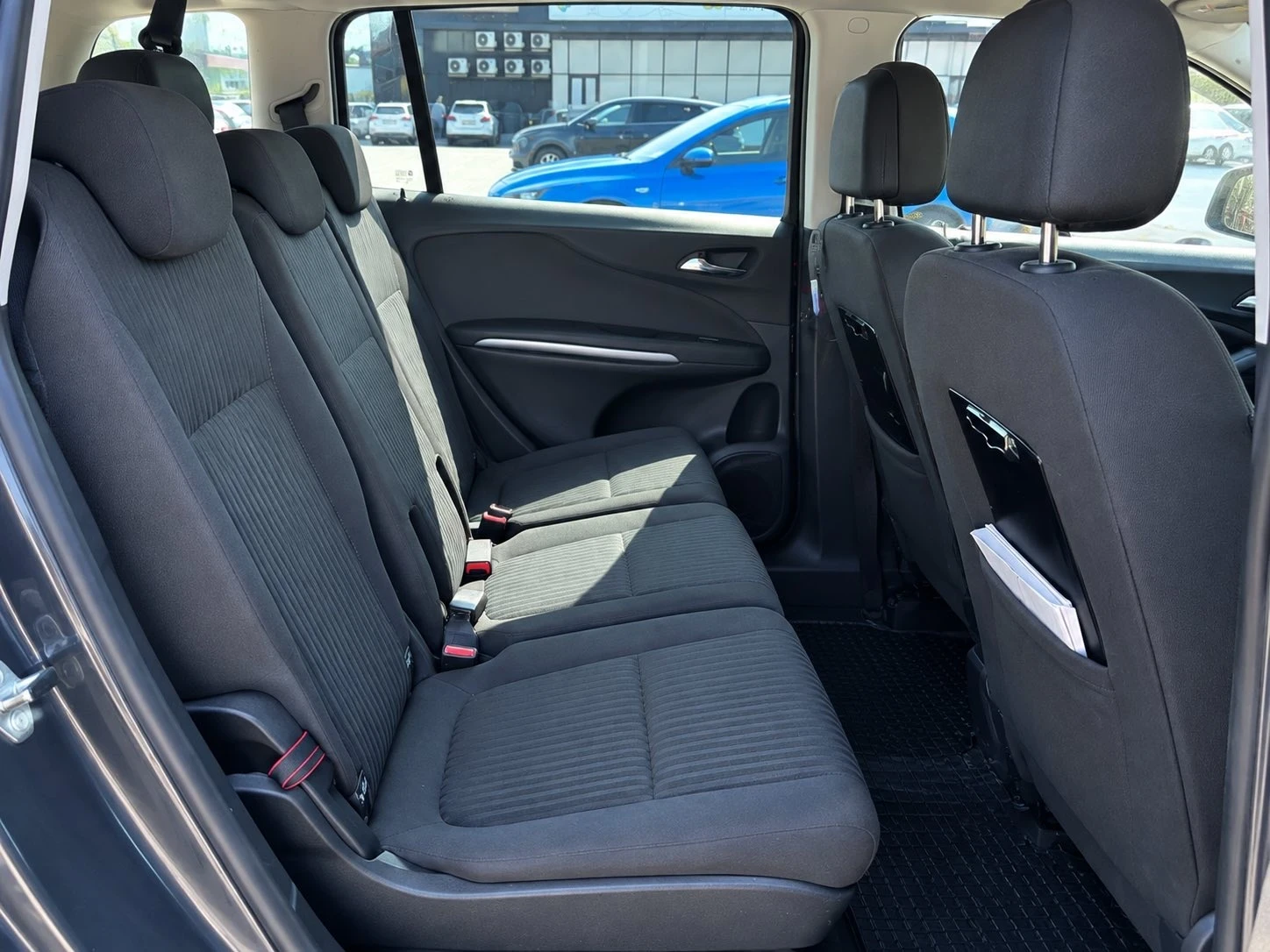 Opel Zafira Opel Zafira Tourer-газ/метан, снимка 6 - Автомобили и джипове - 56156101