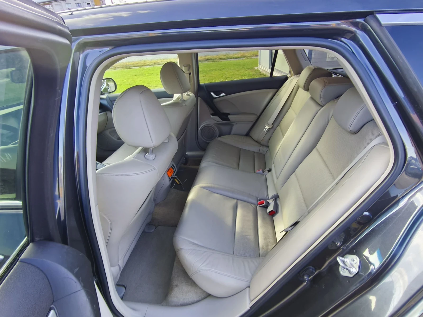 Honda Accord 2.4i Advanced safety , снимка 11 - Автомобили и джипове - 56330340