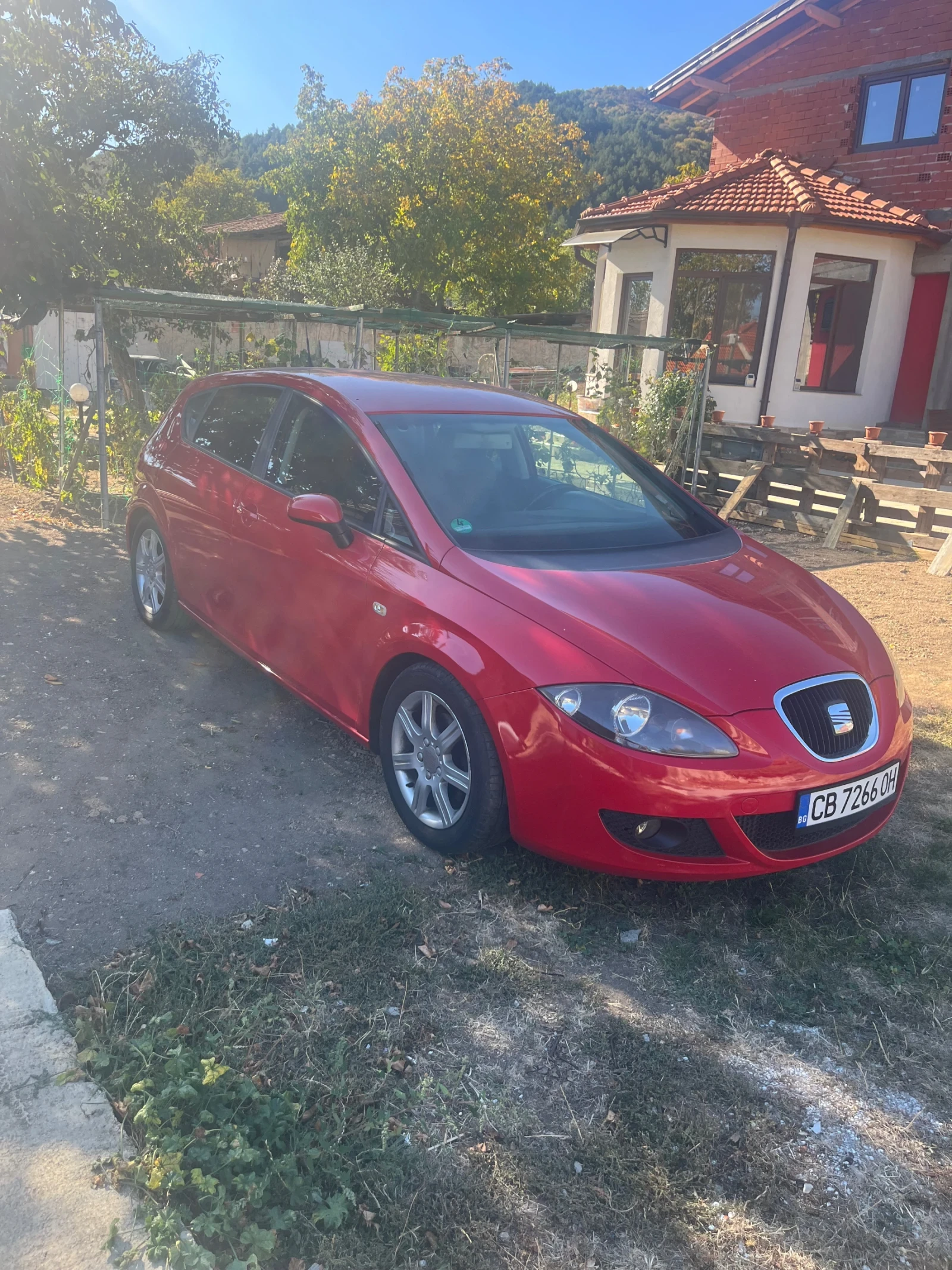 Seat Leon 1.9 TDI 105, снимка 2 - Автомобили и джипове - 56347001