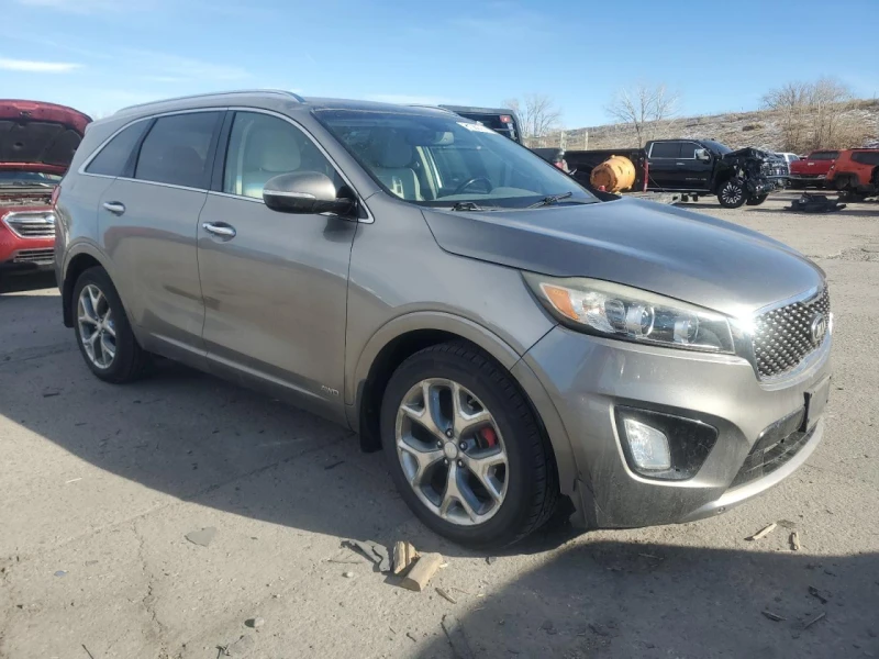 Kia Sorento Подгрев* Камера* Keyless* Панорама, снимка 4 - Автомобили и джипове - 48679318