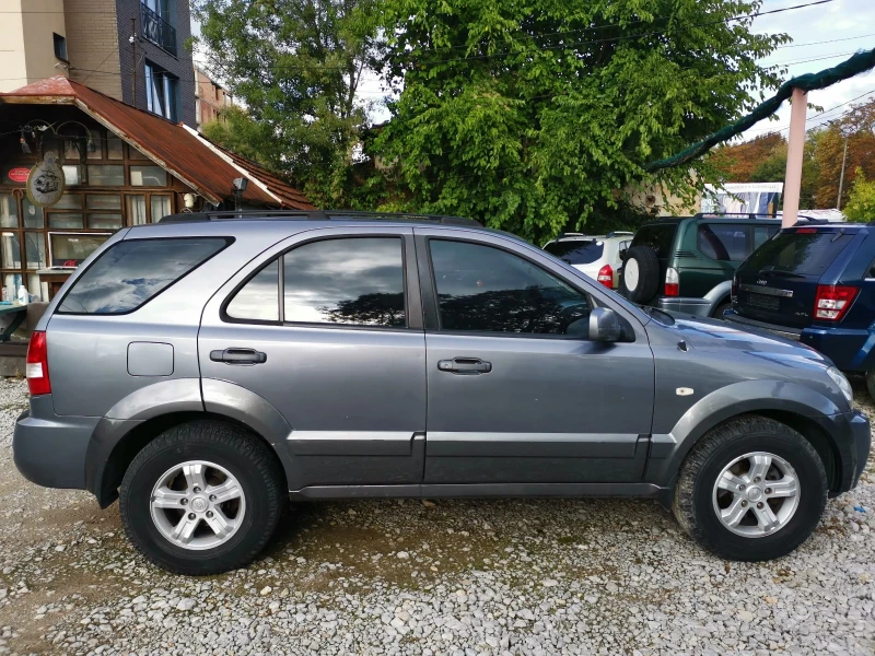 Kia Sorento 3.5 V6 AVTOMAT GAZ , снимка 5 - Автомобили и джипове - 51995820
