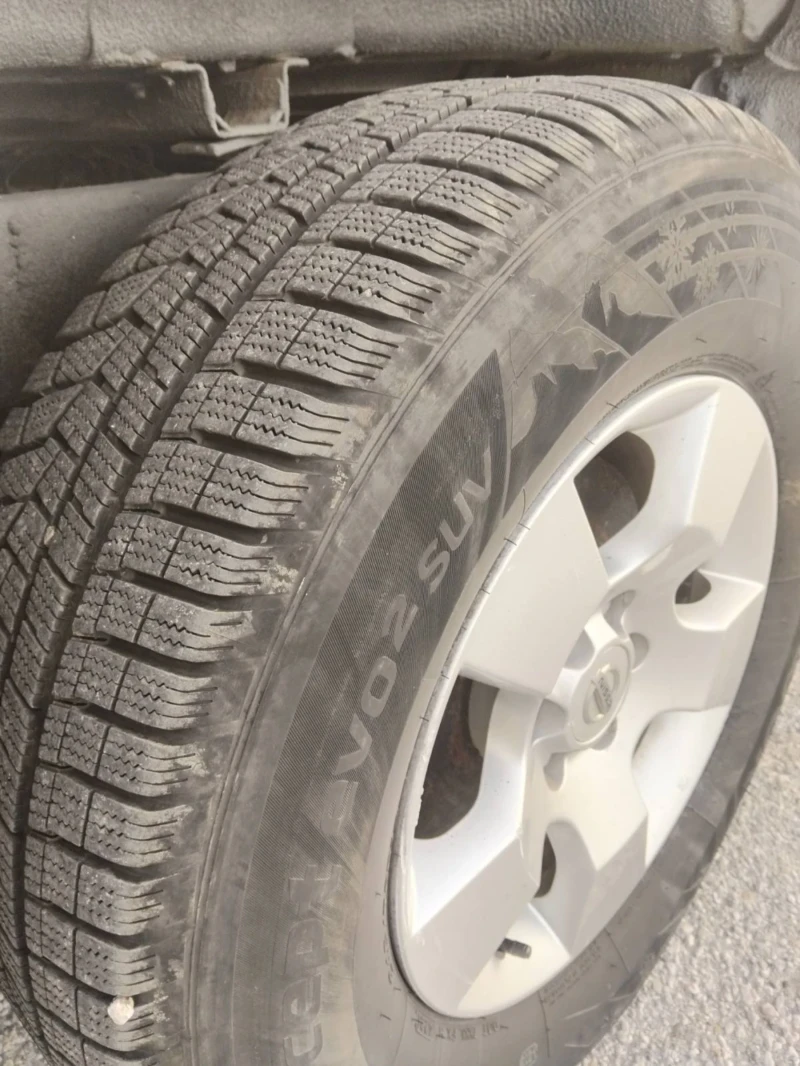 Nissan Navara 2.5 DCI, снимка 6 - Автомобили и джипове - 52492718