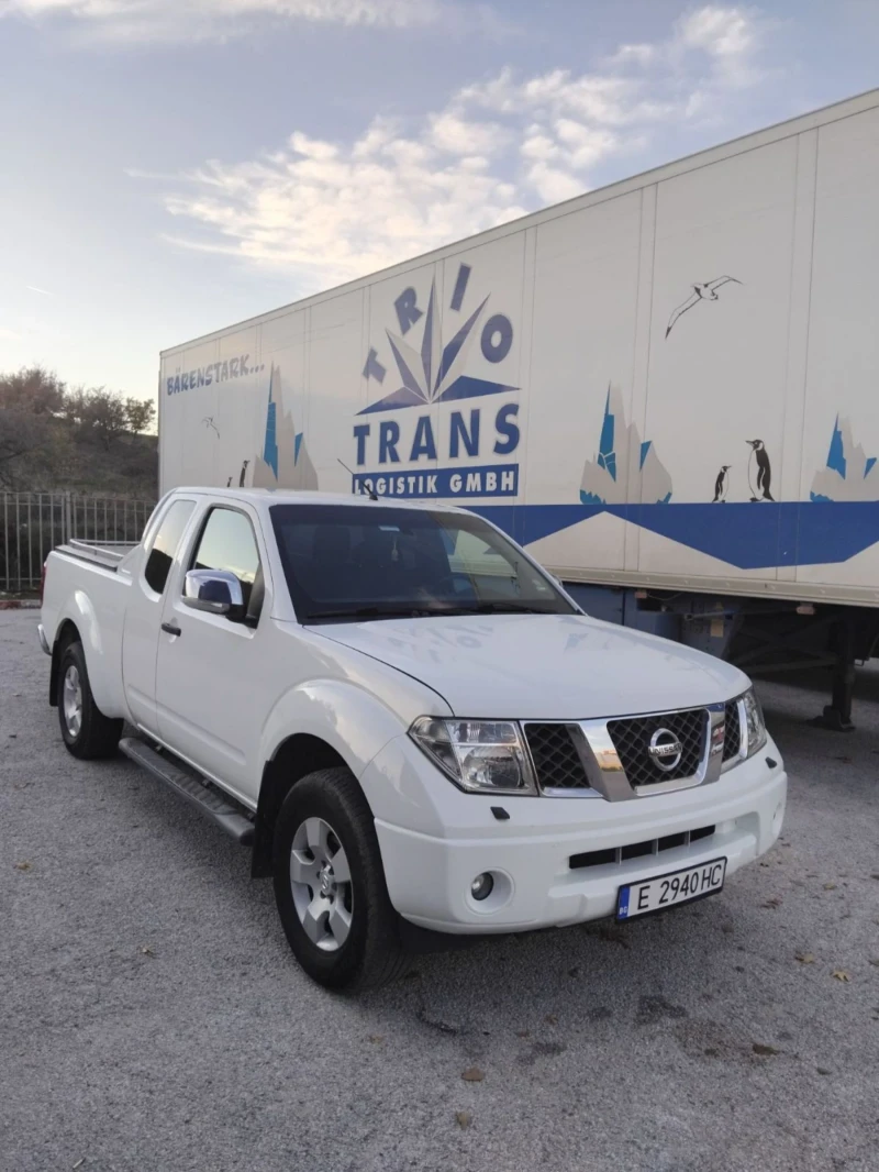 Nissan Navara 2.5 DCI, снимка 15 - Автомобили и джипове - 52492718