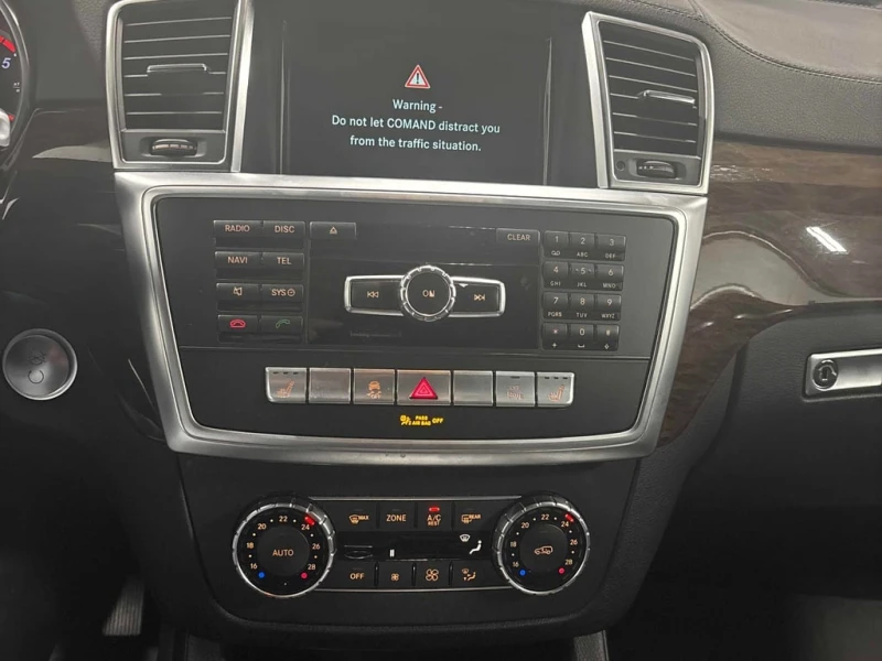 Mercedes-Benz GL 350 BlueTEC  CARFAX, снимка 9 - Автомобили и джипове - 52803347