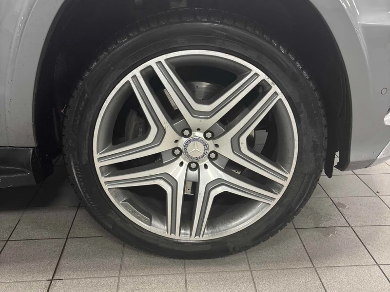 Mercedes-Benz GL 350 BlueTEC  CARFAX, снимка 7 - Автомобили и джипове - 52803347