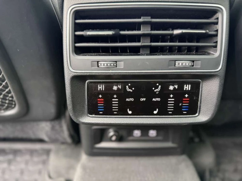 Audi Q7 * quatro Progressiv * CARFAX * БЕЗ ПЪРВОНАЧАЛНА , снимка 14 - Автомобили и джипове - 53202859