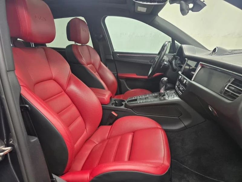 Porsche Macan GTS * CARFAX * АвтоКредит* (ЦЕНА ДО БГ), снимка 17 - Автомобили и джипове - 53457569
