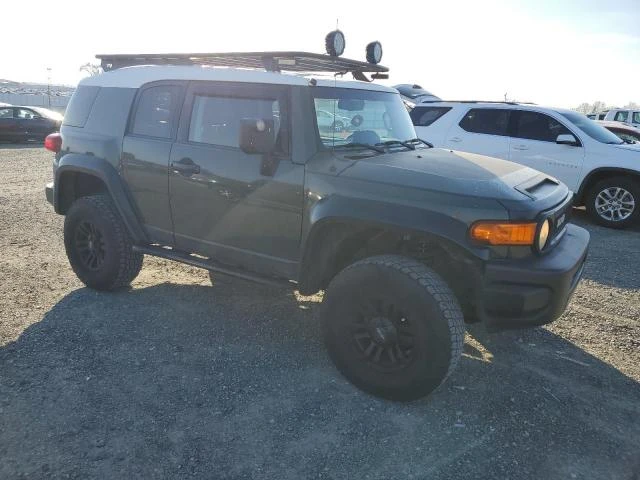 Toyota Fj cruiser СЕРВИЗНА ИСТОРИЯ, снимка 3 - Автомобили и джипове - 48611986