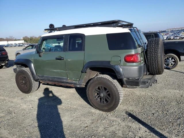 Toyota Fj cruiser СЕРВИЗНА ИСТОРИЯ, снимка 4 - Автомобили и джипове - 48611986